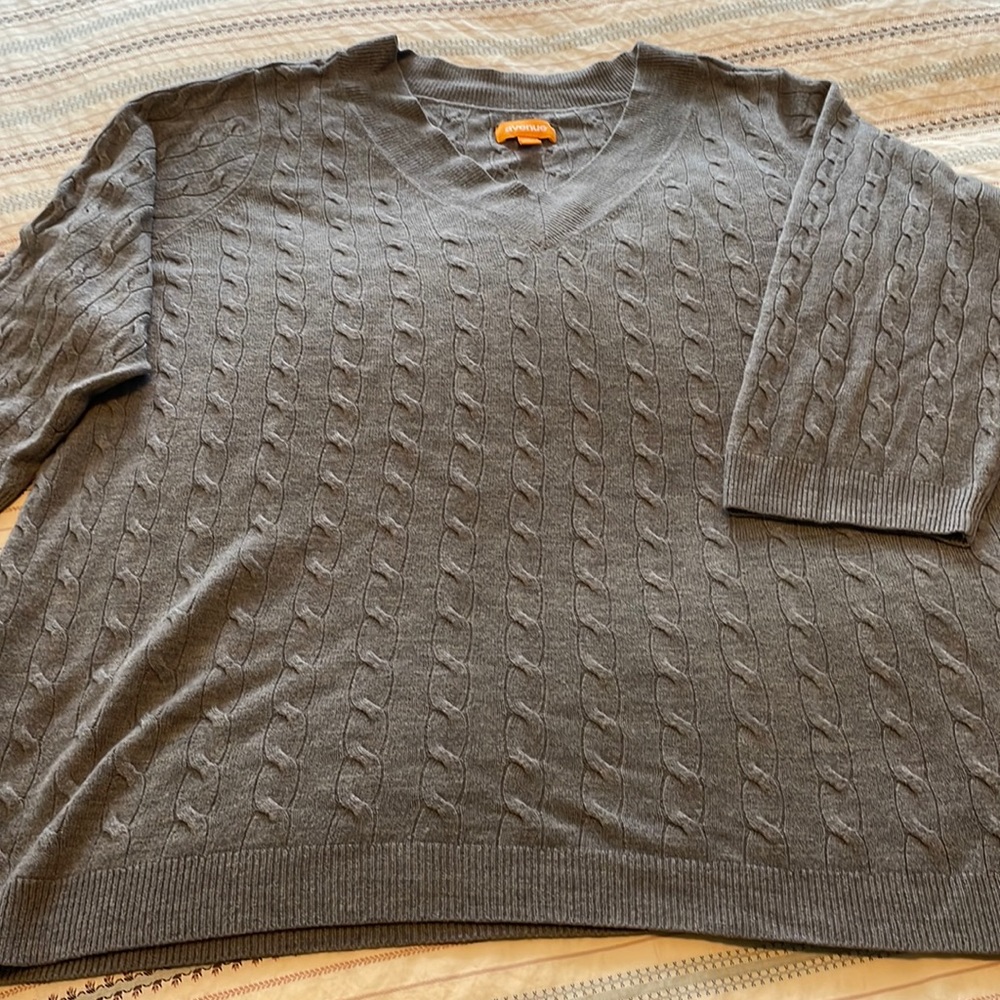 Avenue Cable Knit Sweater - Grey - Size 26/28
